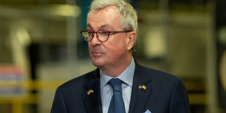 New Jersey Governor Signs Bill Extending Tax Deductions to Cannabis Companies