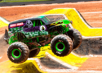 Mexican Drug Cartels Are Using Monster Trucks Like Killing Machines