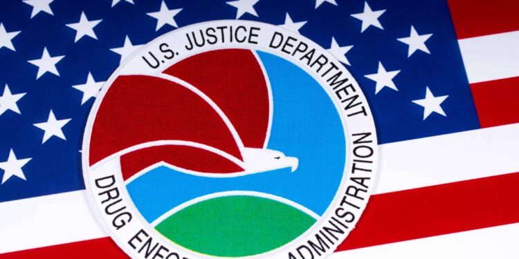 DEA Doubles Down on Decision To Fire Agent Who Tried To Replace Opioids With CBD