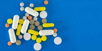 Over-The-Counter Overdoses Largely Affect Women, the Young