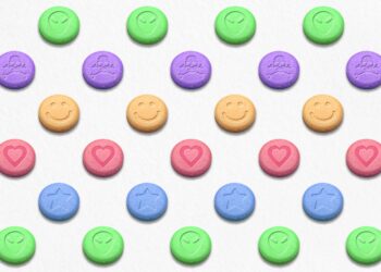 Researchers Lead First Pilot Study on MDMA Treatment For New Mothers