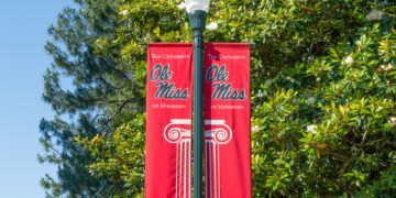 Ole Miss To Offer Masters Degree Program for Medical Cannabis, Supplements