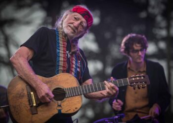 Willie Nelson’s Cannabis Arrives at Dispensaries in Michigan