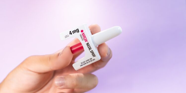 White House Urges Public Schools to Carry NARCAN, Train To Use It