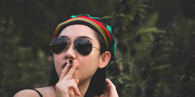 One Out of Five American Adults Say They’ve Tried Hemp-Derived Products, Study Indicates