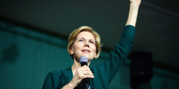 Sen. Elizabeth Warren Advocates for Cannabis Descheduling on ‘The Late Show’