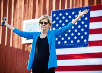 Elizabeth Warren Reveals Her ‘Dream Blunt Rotation’