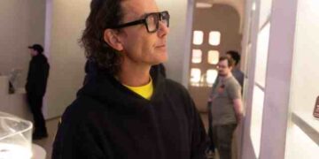 Gavin Rossdale Shows How Celebrity Weed Features Should Be Done